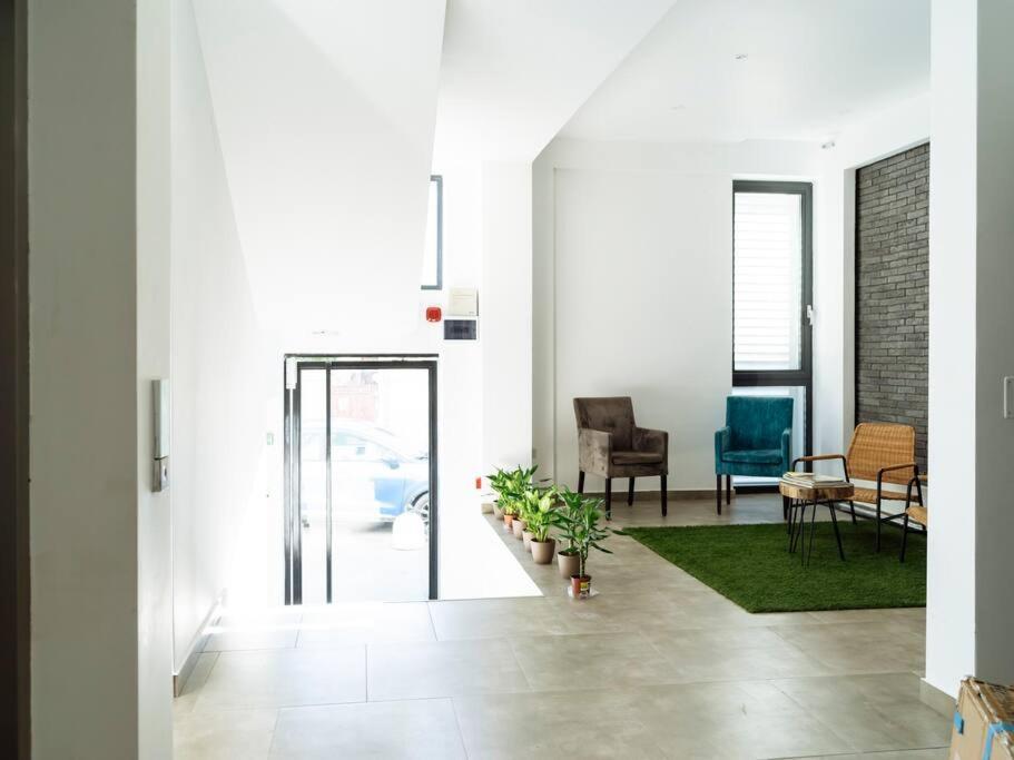 Central 5 Apartment - New Building & Parking Bucarest Esterno foto